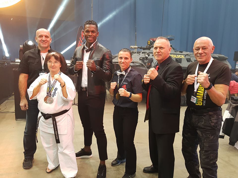TEK Budo Gála Remy Bonjaskyval 001.jpg